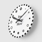 Binaire Spheres Clock/w S Marks van Kenneth Yoncic Ronde Klok (Hoek)