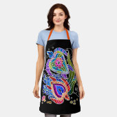 BINDI ZEE DRAAIT OVER Schort (Gedragen)