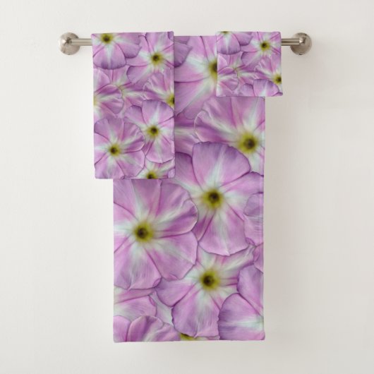 Bindweed Seamless Pattern Bad Handdoek (Insitu)