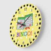 Bingo! Groene en Witte Bingo Kaarten op Geel Grote Klok (Hoek)