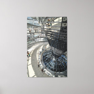 Binnen de glazen koepel van het Reichstag-gebouw.  Canvas Afdruk