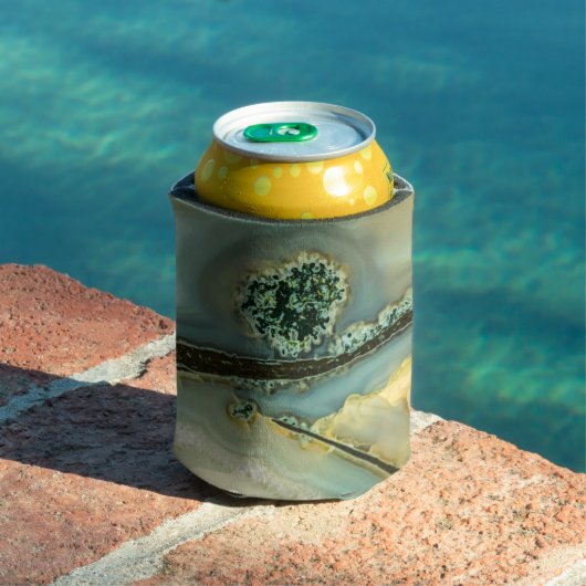 Binnen een halfedelsteen blikjeskoeler (Insitu Zwembad)