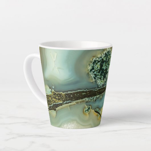 Binnen een halfedelsteen latte mok (Linkerhoek)