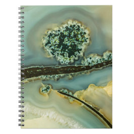 Binnen een halfedelsteen notitieboek