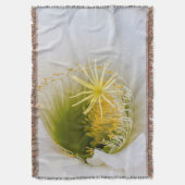 Binnen van een witte cactus in bloei deken (Voorkant Verticaal)