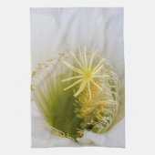 Binnen van een witte cactus in bloei theedoek (Verticaal)