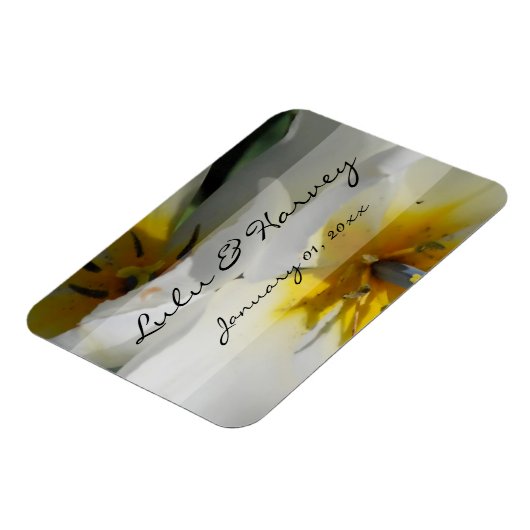 Binnenin White Lilies Personal Wedding Magneet (Linkerzijde)