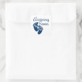 Binnenkort aankomen vierkante sticker (Tas)
