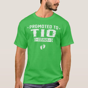 Binnenkort bevorderd tot IO Est 2025 Oom worden Va T-shirt