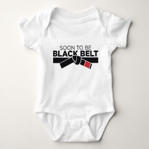 Binnenkort Black Belt!!! Romper