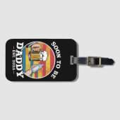 Binnenkort Daddy 2025 Eerste keer Daddy 2025 Retro Bagagelabel (Voorkant (horizontaal))