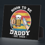 Binnenkort Daddy 2025 Eerste keer Daddy 2025 Retro Fotoplaat<br><div class="desc">Binnenkort Daddy 2025 Eerste keer Daddy 2025 Retro Nieuwe Papa</div>