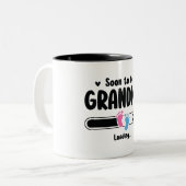 Binnenkort oma 2025 tweekleurige koffiemok (Voorkant links)