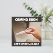 Binnenkort sociale media positieve zwangerschapste aankondiging (Staand voorkant)