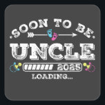 Binnenkort Uncle 2025 Loading Vierkante Sticker<br><div class="desc">Binnenkort te zijn Uncle 2025 Loading Gepromoveerd tot Uncle Funny Crew Grafisch ontwerp Gift Square Stickers Classic Collectie.</div>