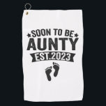 Binnenkort vader 2023 Funny New Born Baby Gift Golfhanddoek<br><div class="desc">grappig,  familie,  baby,  aankondiging,  cadeau,  zwangerschap,  man,  vrouw,  verjaardag,  vader</div>