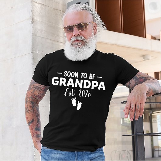 Binnenkort wordt opa Est 2026 zwangerschapsaankond T-shirt