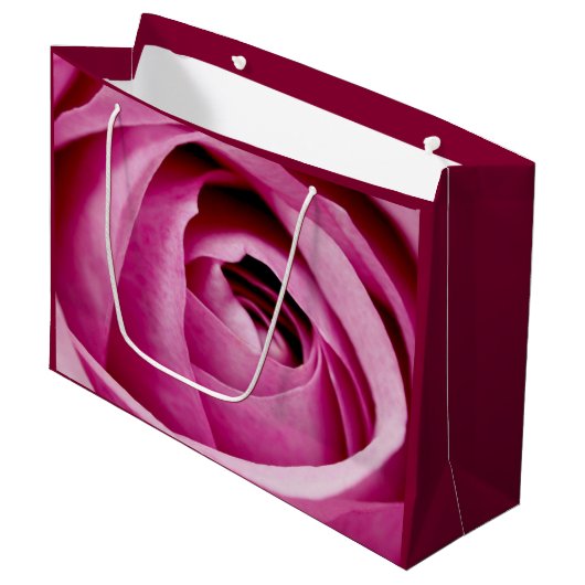 Binnenste bloemblaadjes van Roos Bud Groot Cadeauzakje (Voorkant Gekanteld)