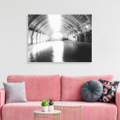 Binnenzijde van de grootste Plunge Bath Canvas Afdruk (Insitu (Woonkamer))