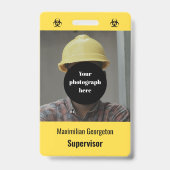 Biohazard Industry-Black op een gele achtergrond I Badge (Voorzijde)