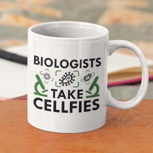 Biologen nemen celfies koffiemok