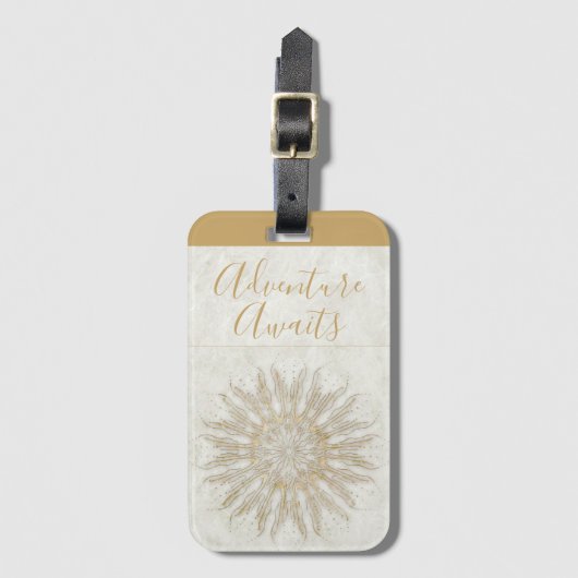 Biologische boho stijl sunburst mandala gouden wit bagagelabel (Voorkant (verticaal))