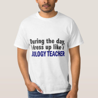 Biologische leraar tijdens de dag t-shirt