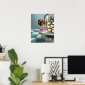 Biraciaal Meisje en Snoepjes Poster (Thuiskantoor)