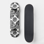 "Bird Creat" B&W Abstract Skateboard (Voorkant)