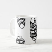 Bird striped feather pattern. Seamless pattern of Koffiemok (Voorkant links)