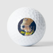 Birdie de Bernedoodle in geel golf pet Golfballen (Voorkant)