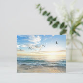Birds in flight over the ocean briefkaart (Staand voorkant)