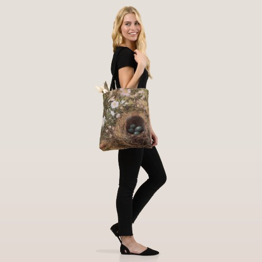 Bird's Nest and Dog Rozen van John William Hill Tote Bag (Op model)