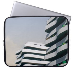BIRD'S OOG UITZICHT VAN TWEE TOWER GEBOUWEN LAPTOP SLEEVE