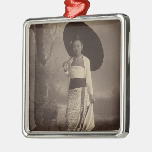 Birmese dame metalen ornament (Links)