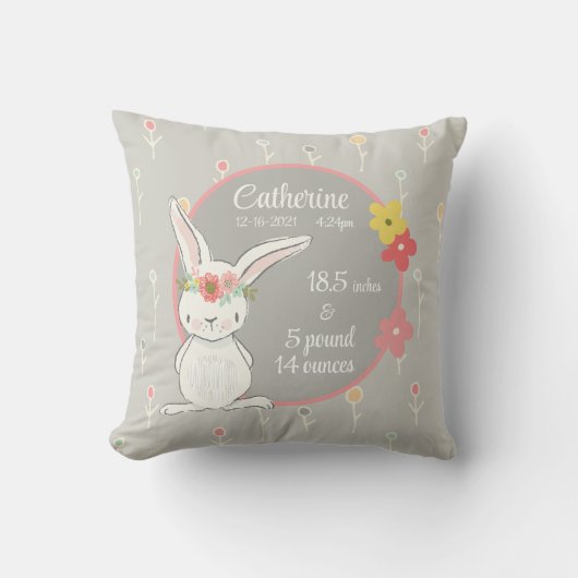 Birth Stats Pillow met kleine Bunny Kussen (Voorkant)