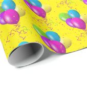 Birthday-ballonnen met confetti op geel cadeaupapier (Rol Hoek)