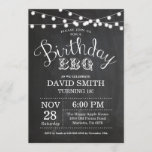 Birthday BBQ Invitation 18th Birthday Chalkboard Kaart<br><div class="desc">Verjaardag BBQ Uitnodiging. De 18e Achtergrond van het Nota van de Vergroting van de Dag van de Verkomst met de Lichten van het Koord. 13e 15e 16e 18e 21e 30e 40e 50e 60e 70e 90e 100e, elke leeftijd. Volwassen verjaardag. Vrouw of Man Man Birthday Party. Voor verdere aanpassing, te klikken...</div>