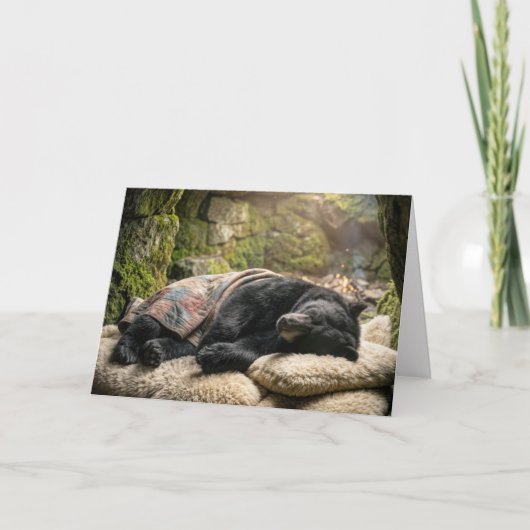 Birthday Black Bear Hibernating Under a Quilt Kaart (Voorkant)
