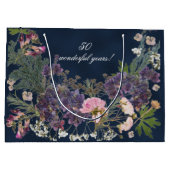 Birthday Botanische Floral op Donkere marineblauw Groot Cadeauzakje (Achterkant)