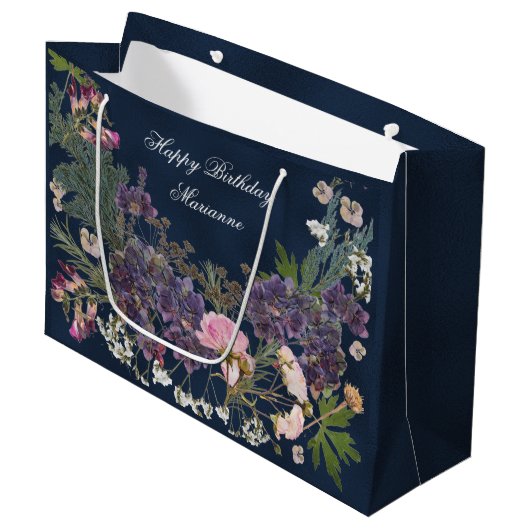 Birthday Botanische Floral op Donkere marineblauw Groot Cadeauzakje (Voorkant Gekanteld)