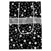 Birthday Bow on Floral Print Medium Cadeauzakje (Achterkant)