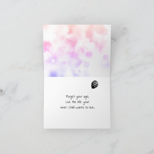 Birthday bow op regenboogbokeh kaart (Binnen)