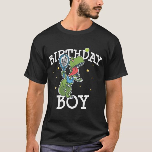 Birthday Boy Cute Dinosaur Animal Tennis Player Ki T-shirt (Voorkant)