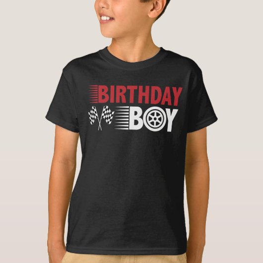 Birthday Boy Racing Car op verjaardagsfeestje T-shirt (Voorkant)