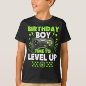 Birthday Boy Tijd om VideoGame Birthday op te waar T-shirt (Voorkant)