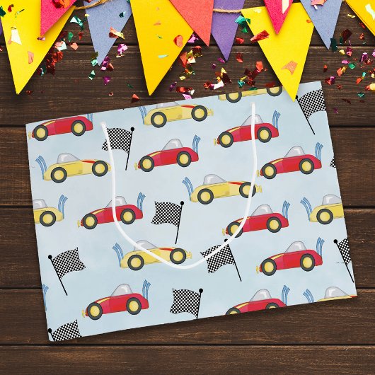 Birthday Boy Whimsical Race Cars Cute Pattern Groot Cadeauzakje