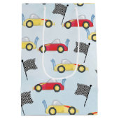 Birthday Boy Whimsical Race Cars Cute Pattern Medium Cadeauzakje (Achterkant)