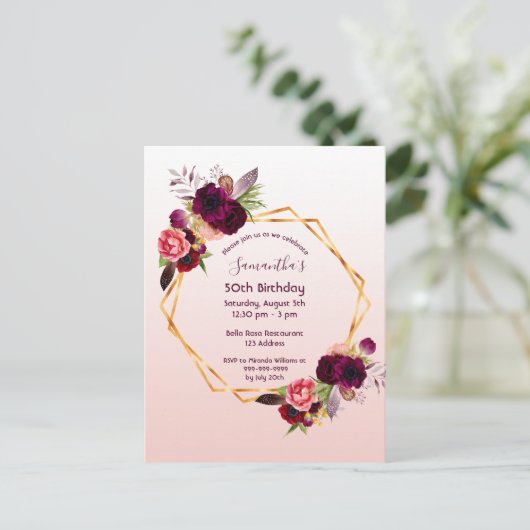 Birthday burgundy floral roos gouduitnodiging briefkaart (Staand voorkant)