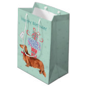 Birthday Cadeaus Longhaire Dachshund Medium Cadeauzakje (Achterkant Gekanteld)